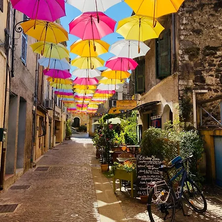 Apartament Spacieux 2 65m2 Climatise Au Village Medieval Entre Et Antibes Villeneuve-Loubet