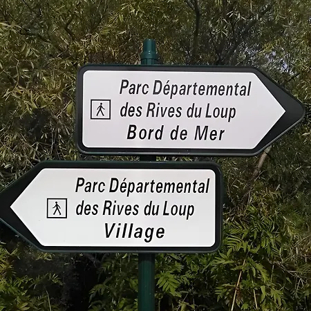 Apartament Spacieux 2 65m2 Climatise Au Village Medieval Entre Et Antibes Villeneuve-Loubet